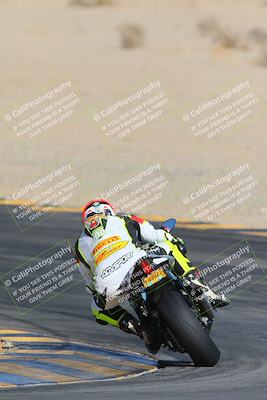 media/Dec-05-2024-Racers Edge (Thu) [[e102e0690b]]/3-B Group/Session 1 Turn 8 Backside/